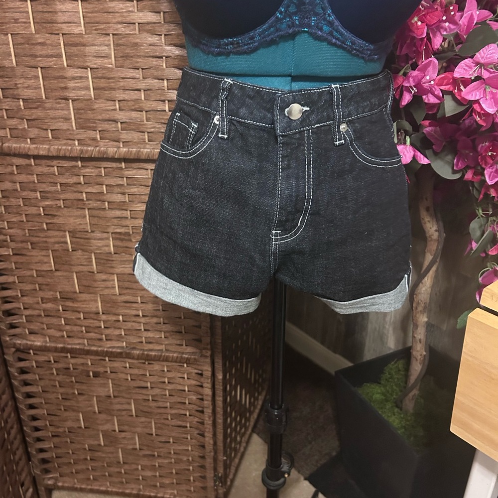 New with tags short shorts